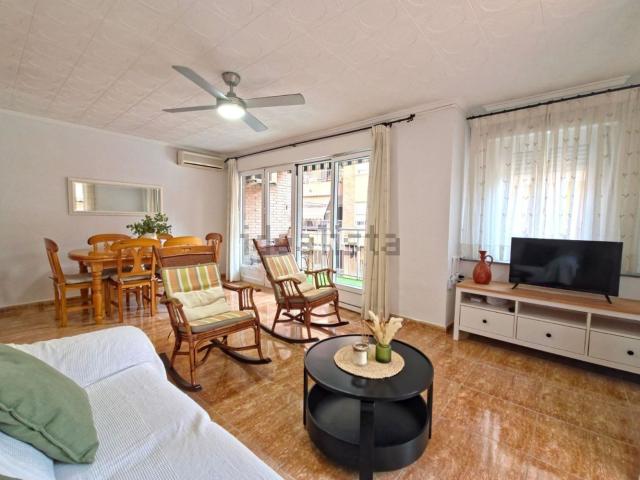 Piso en alquiler en Urbanización Calas Blancas, Torrevieja