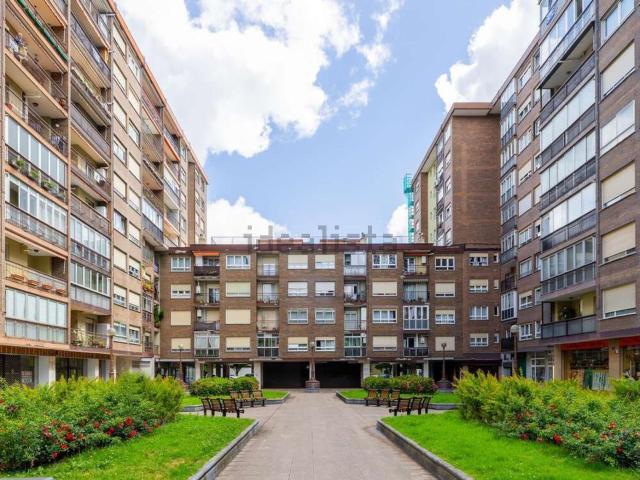 Piso en venta en Atsobakar, Lasarte-Oria