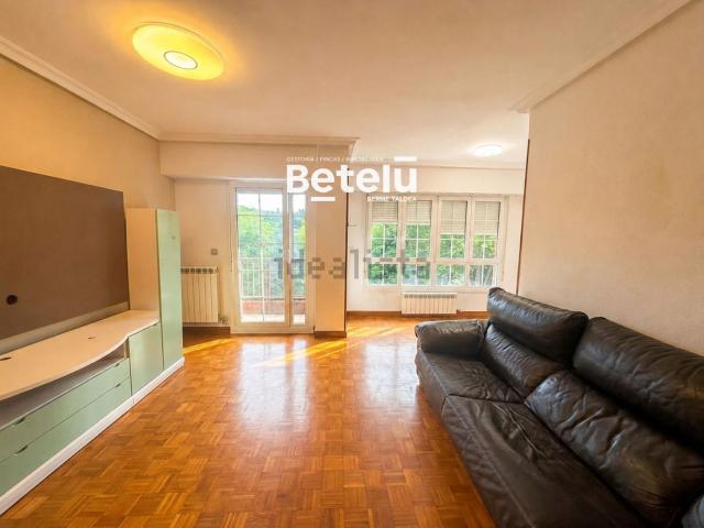 Piso en venta en Lasarte-oria, Guipúzcoa