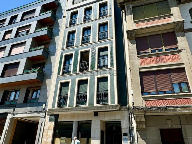 Dúplex en venta en Lena, La Plaza