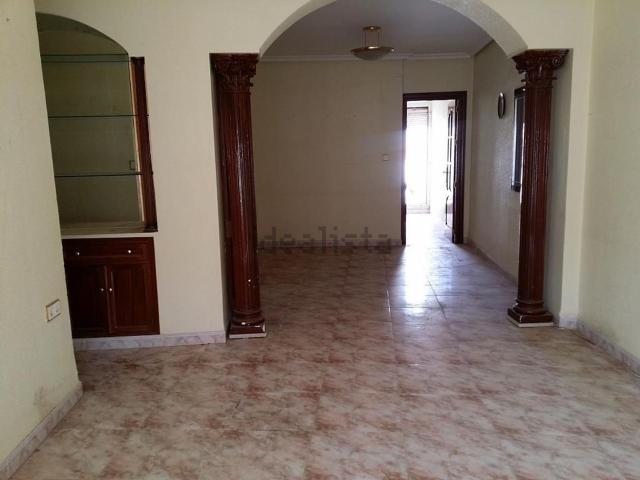 Ático en venta en Linares