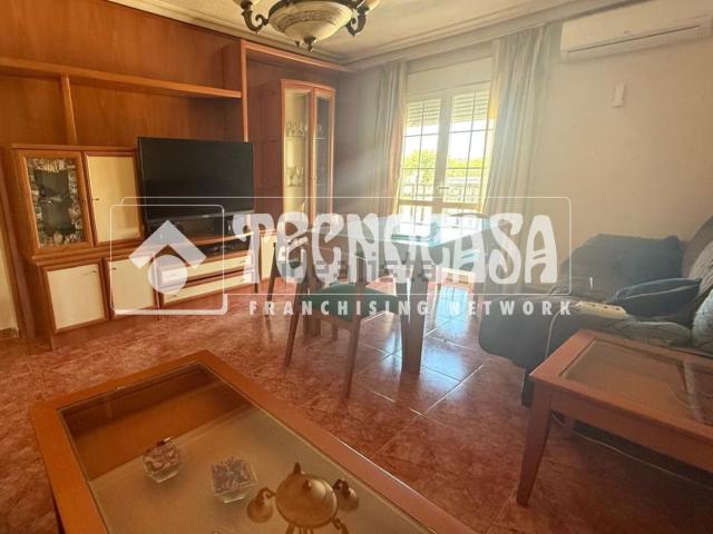 Piso en venta en Linares