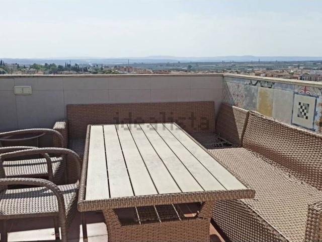 Piso en venta en Linares