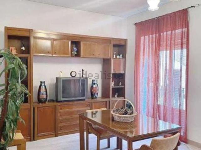 Piso en venta en Linares