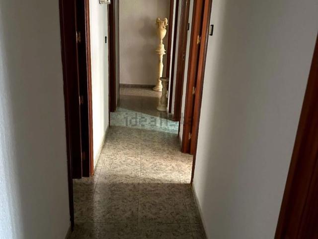 Piso en venta en Linares