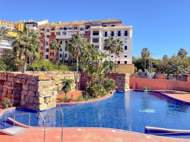 Piso en venta en El Ingenio, Marbella
