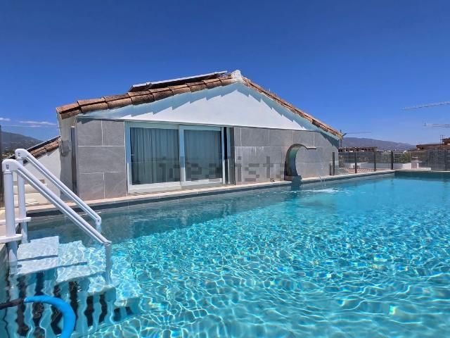 Dúplex en venta en Guadalmina, Costa del Sol Occidental