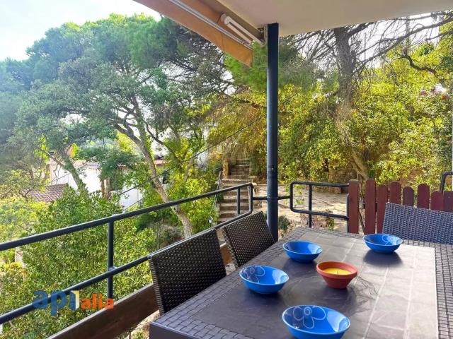 Piso en venta en Canyelles, la Selva