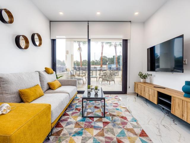 Piso en venta en Urbanización Doña Pepa, el Baix Segura / La Vega Baja