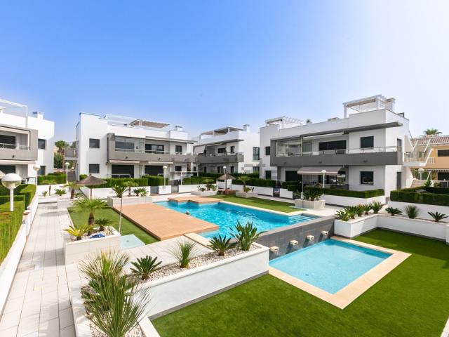 Piso en venta en Urbanización Doña Pepa, el Baix Segura / La Vega Baja