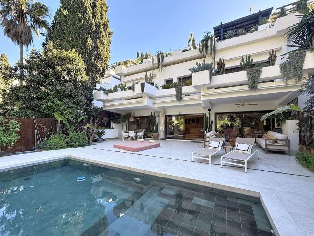 Dúplex en venta en El Vicario, Costa del Sol Occidental