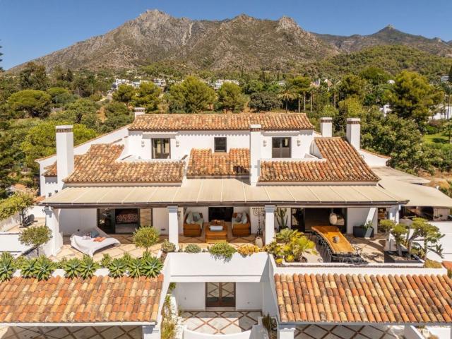 Dúplex en venta en El Vicario, Costa del Sol Occidental