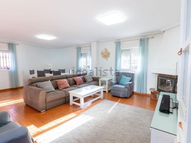 Piso en venta en Puerto de la Torre, Málaga-Costa del Sol