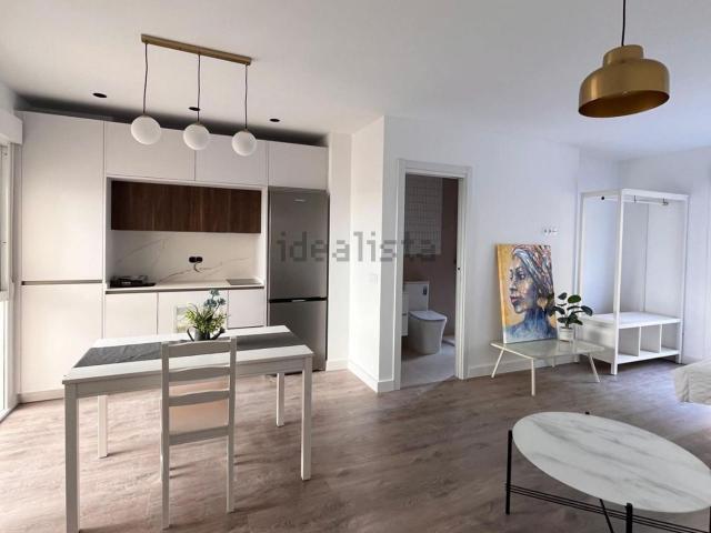 Piso en venta en Cruz de Humilladero, Málaga-Costa del Sol
