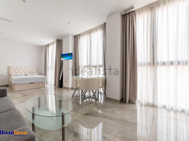 Piso en alquiler en Arroyo de los Ángeles, Málaga