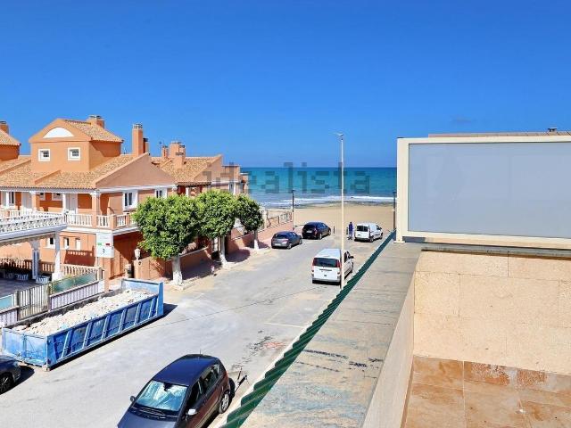 Dúplex en venta en La Mata, el Baix Segura / La Vega Baja