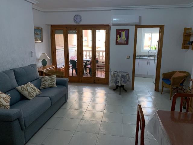 Piso en alquiler en Torrevieja, Valencia