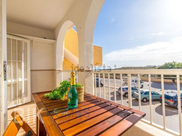 Piso en venta en La Mata, el Baix Segura / La Vega Baja
