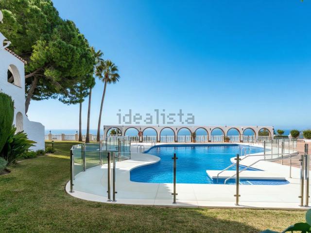 Dúplex en venta en La Perla-Torremuelle, Costa del Sol Occidental