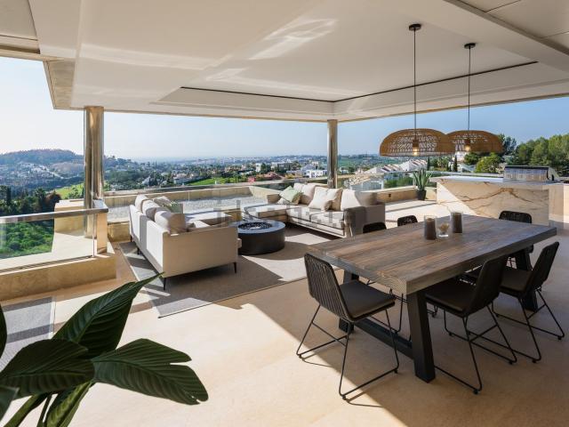 Dúplex en venta en Nueva Andalucía, Costa del Sol Occidental