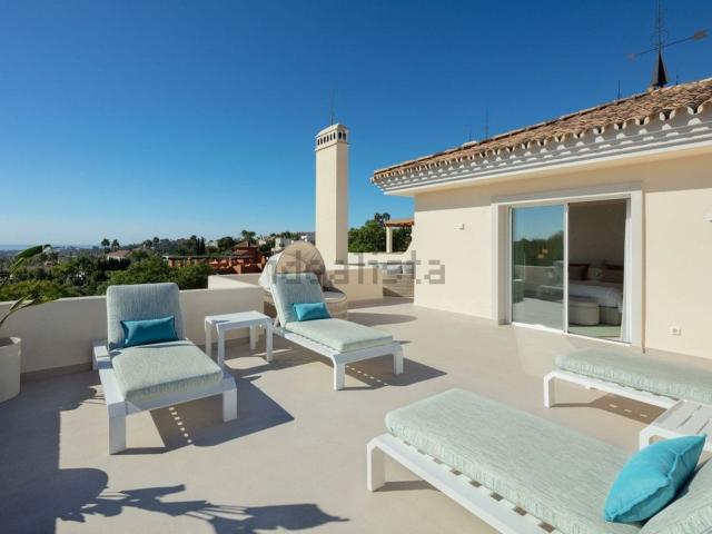 Dúplex en venta en Nueva Andalucía, Costa del Sol Occidental