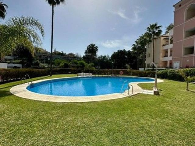 Piso en alquiler en Nueva Andalucía, Marbella