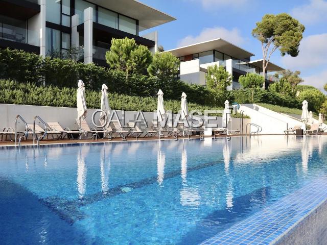 Dúplex en venta en Castell-platja D'aro
