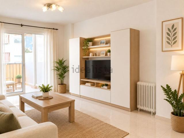Piso en venta en Las Lagunas, Mijas