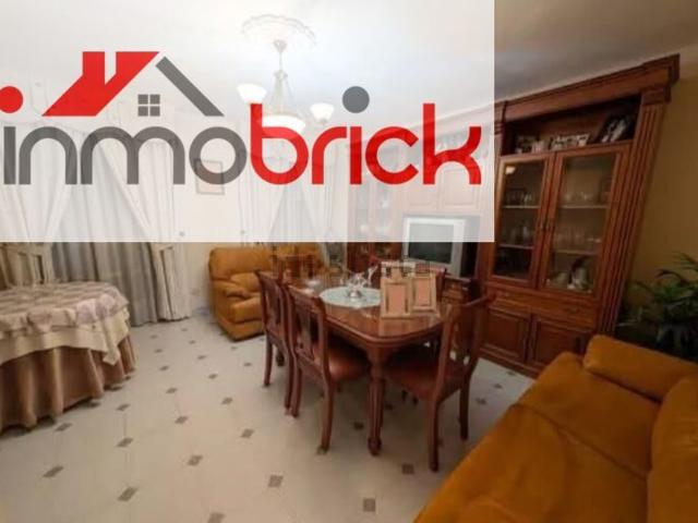 Piso en venta en Lucena, Andalucía