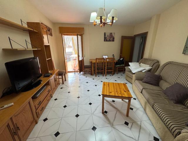 Piso en venta en Madrigal de la Vera