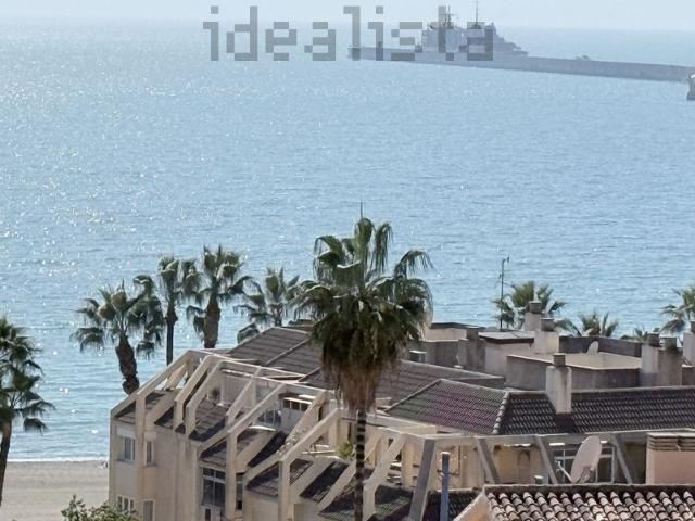 Dúplex en venta en Monte Sancha, Málaga