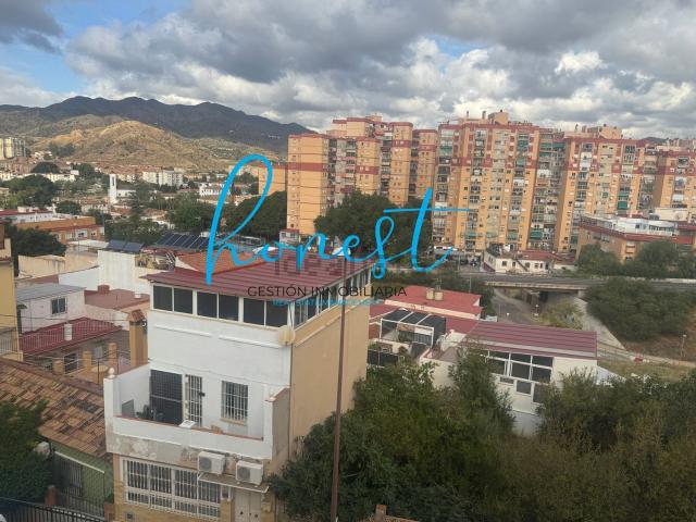 Piso en venta en Ciudad Jardín, Málaga-Costa del Sol