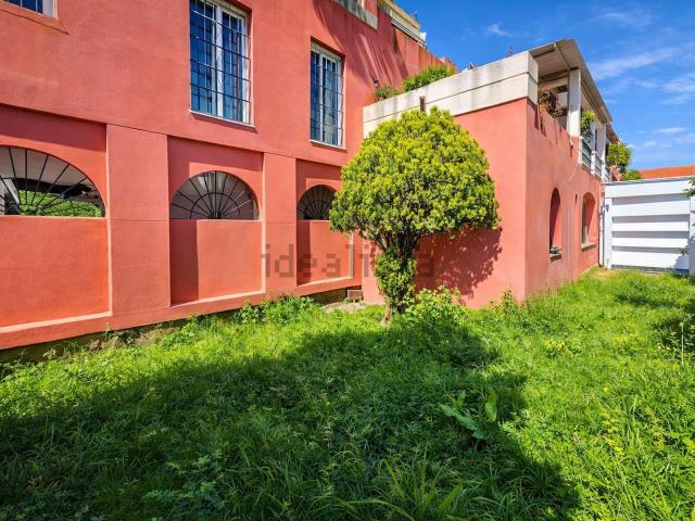 Dúplex en venta en Castillo de la Duquesa, Costa del Sol Occidental
