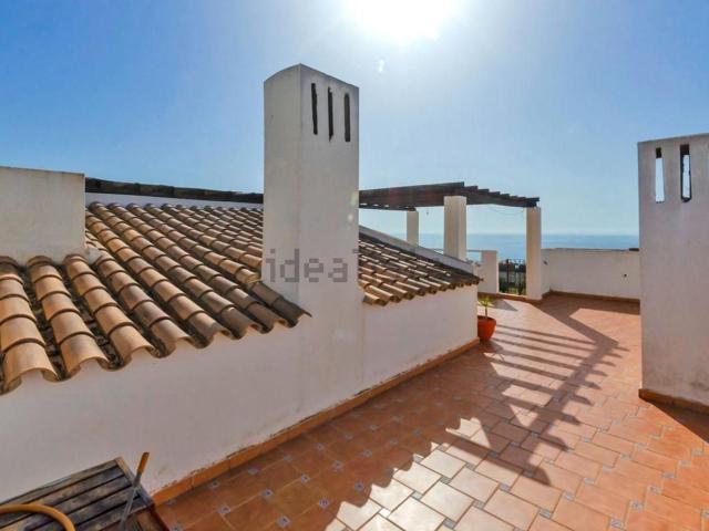 Dúplex en venta en Castillo de la Duquesa, Costa del Sol Occidental