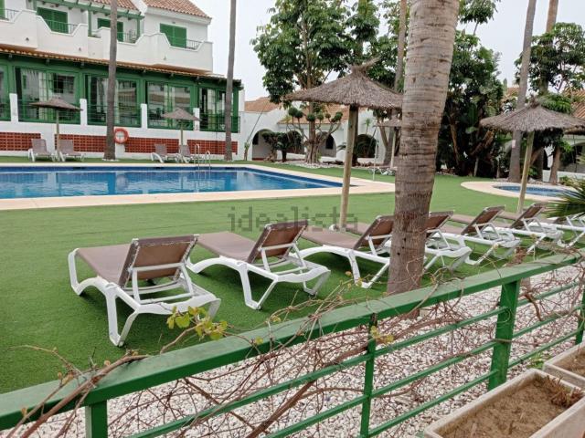 Piso en venta en Castillo de la Duquesa, Costa del Sol Occidental