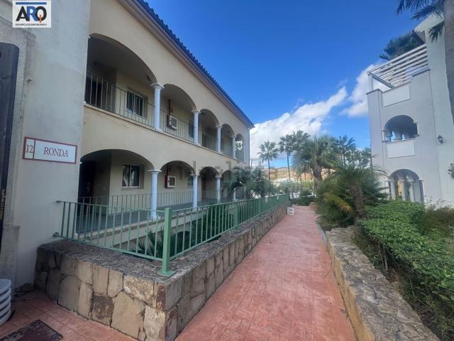 Piso en venta en San Luis de Sabinillas, Costa del Sol Occidental