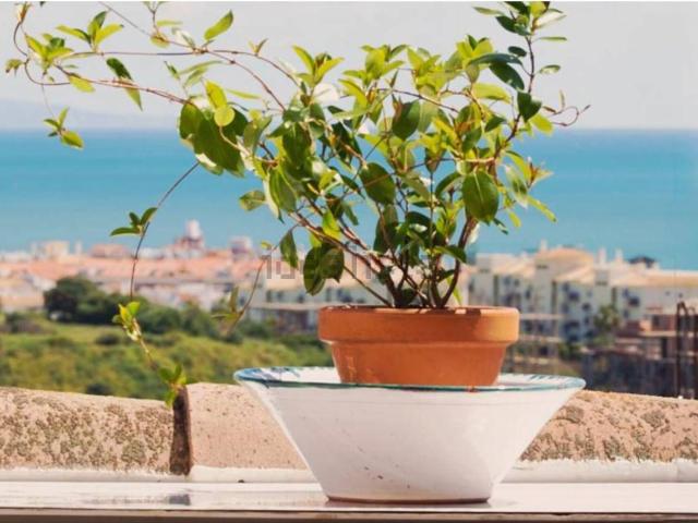 Piso en venta en Castillo de la Duquesa, Costa del Sol Occidental