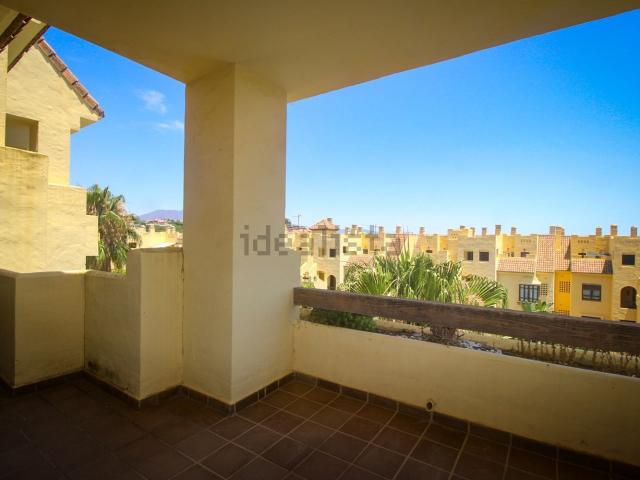 Piso en venta en Castillo de la Duquesa, Costa del Sol Occidental