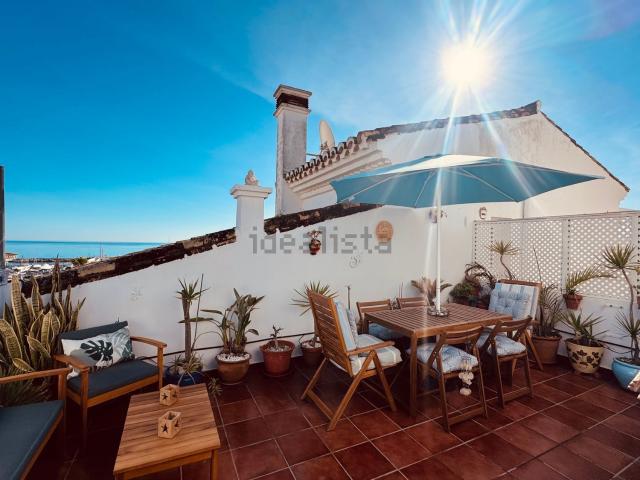 Ático en venta en Castillo de la Duquesa, Costa del Sol Occidental