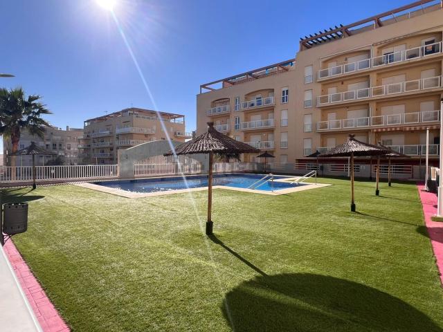 Piso en alquiler en San Luis de Sabinillas, Costa del Sol Occidental