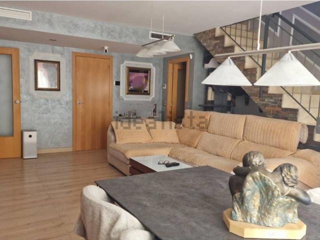 Dúplex en venta en Manresa, els Trullols