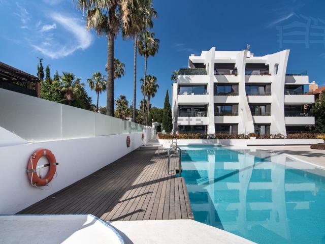 Dúplex en venta en Artola, Costa del Sol Occidental