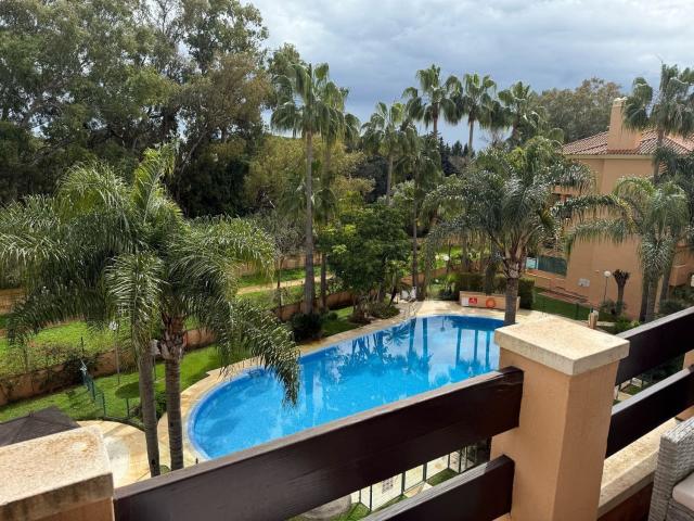 Ático en alquiler en Marbella, Urbanización Marbesa