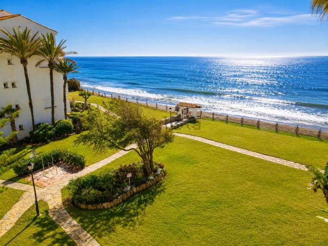 Dúplex en venta en Urbanización Marbesa, Costa del Sol Occidental