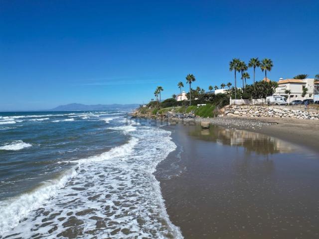 Dúplex en venta en Artola, Costa del Sol Occidental