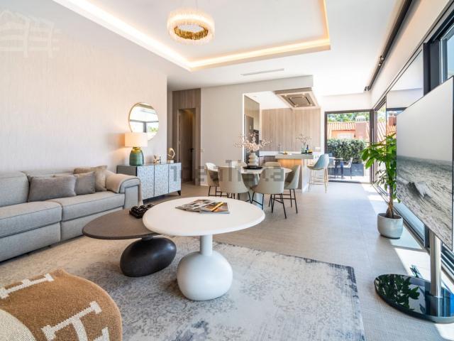 Dúplex en venta en Artola, Costa del Sol Occidental