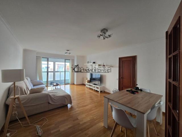 Piso en venta en Santa María do Porto de Marín, O Morrazo
