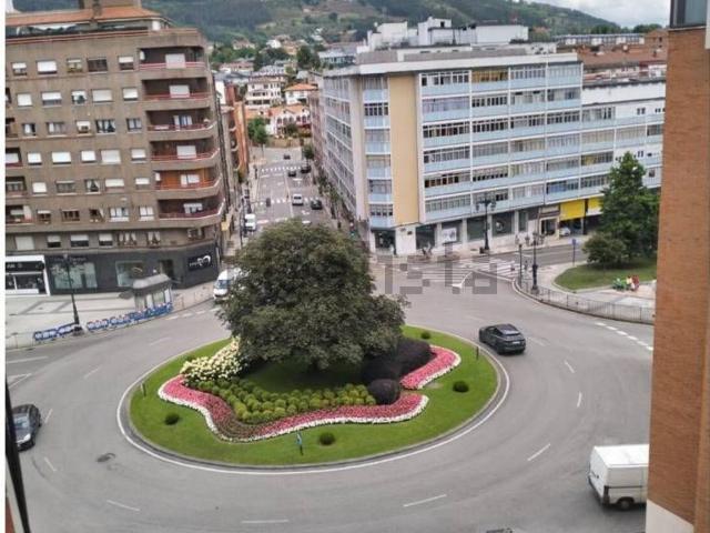 Piso en venta en Oviedo, El Vallobín