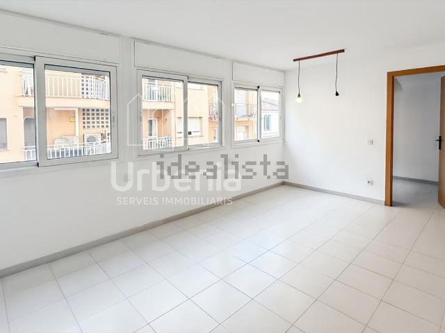 Piso en venta en Eixample, Maresme