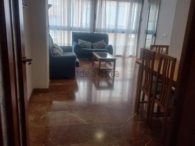 Piso en alquiler en Mercat, l'Alacantí